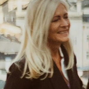 Kerstin Barwa, MA - Reiki Meisterin, Coach, Channel