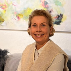 Stephanie Geurts-Harzheim - Ayurvedatherapeutin in Massagen und Ayurveda Ernährungscoach