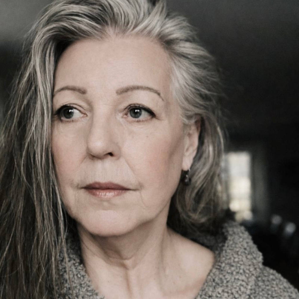 Angelika Schacht - Völva ᛉ Wyrd-Wirkende ᛉ Seiðrkona ᛉ Hagsitzerin ᛉ Schamanin ᛉ Spökenkieker