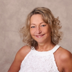 Andrea Behr - Coaching, Energiearbeit, Auraausbildungen und Seminare